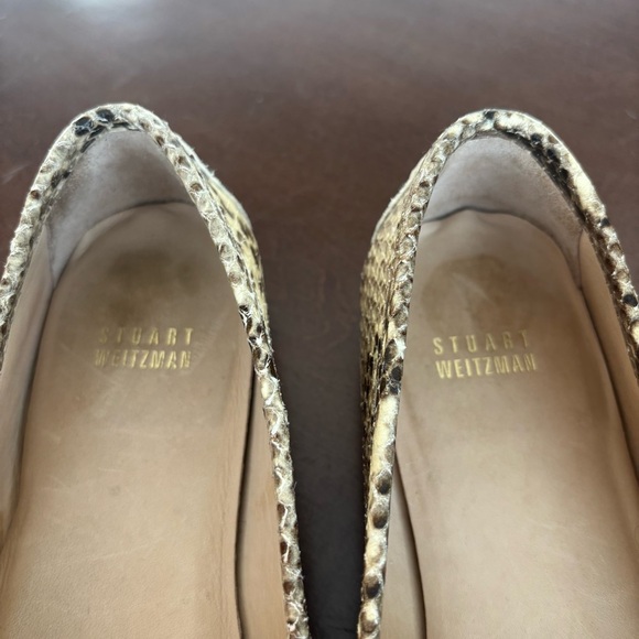 Stuart Weitzman Snakeskin Tassel Loafer, Size 9 - Picture 11 of 13